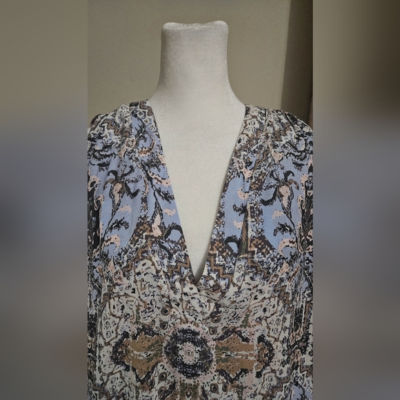 FREE PEOPLE Darcy printed swing top. Size small - Picture 9 of 15